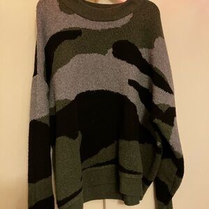 Camouflage Patterned Sweater